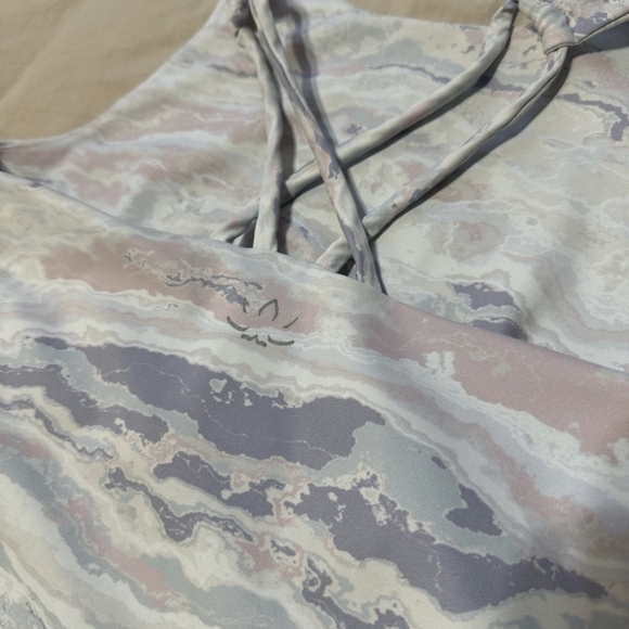 Beyond Yoga crop tank top - Picture 4 of 5